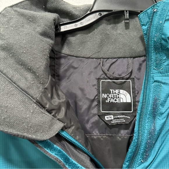 North Face HyVent Lightweight Blue - Picture 6 of 8